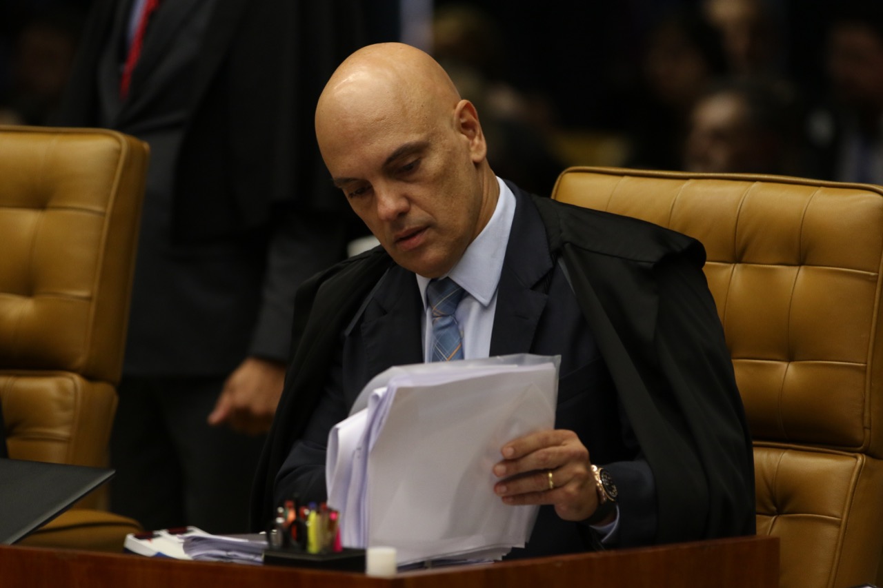 O ministro Alexandre de Moraes, relator da ADPF 690, em sessão do STF (foto de arquivo, novembro de 2019)