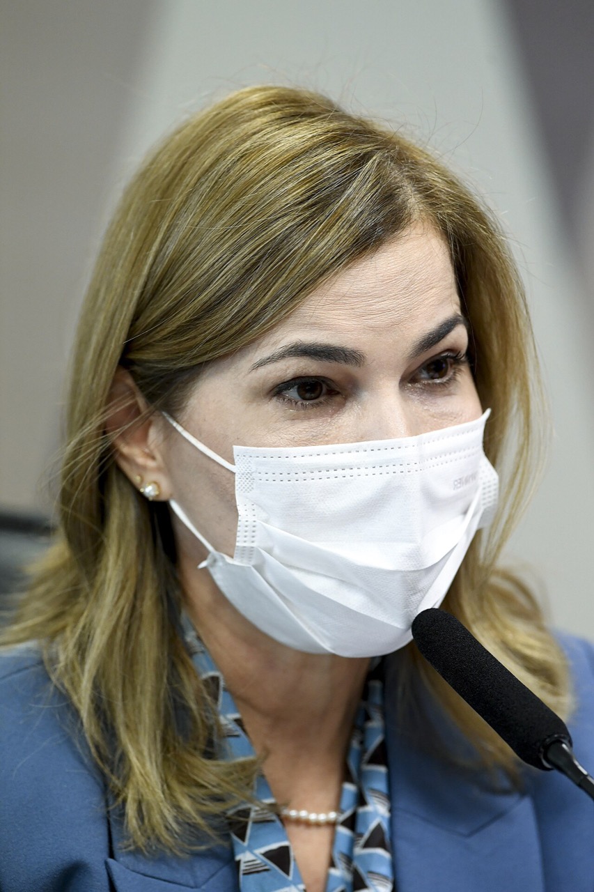 Mayra Pinheiro, secretária do Ministério da Saúde e debatedora da audiência de 28/10/2020, na CPI da Pandemia em 25/05/2021.